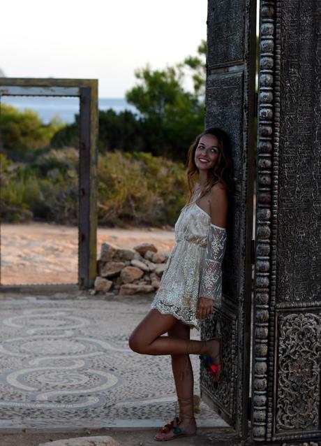 LAS PUERTAS DEL CIELO