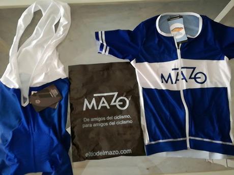 Análisis Equipación Ciclista Old y Retro de El Mazo | Maillot, Culotte y Calcetines