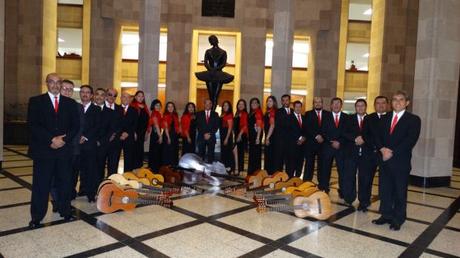 Camerata de San Luis y Rondalla en el Federico Silva