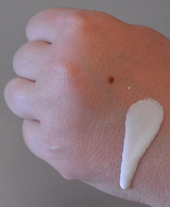 Protegemos el rostro con la gama solar “Bariésun” de URIAGE