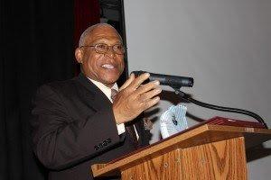 Adriano de De La Cruz ganaría presidencia CDP.