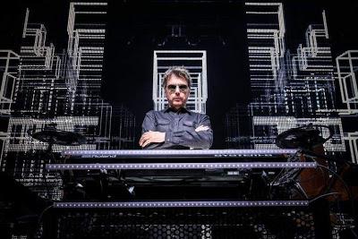 El maravilloso compositor Jean-Michel Jarre de cumpleaños