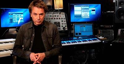 El maravilloso compositor Jean-Michel Jarre de cumpleaños