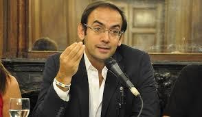 Votan ley para inquilinos