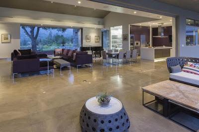 Residencia Minimalista en Silicon Valley