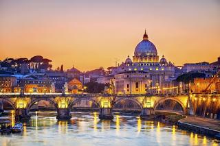 ROMA. UNA HISTORIA CULTURAL (2011), DE ROBERT HUGHES. CAMINANDO POR LA CIUDAD ETERNA.