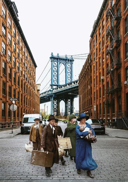 Viajeros en el tiempo: Artista inserta personas del siglo 19 en la New York del siglo 21 en un colagge increible