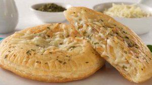 Pizzetas Rellenas de Cebolla