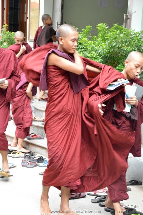 Myanmar, Viajando entre Templos y Pagodas Doradas