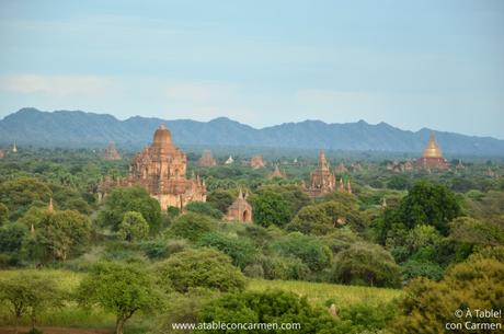 Myanmar, Viajando entre Templos y Pagodas Doradas