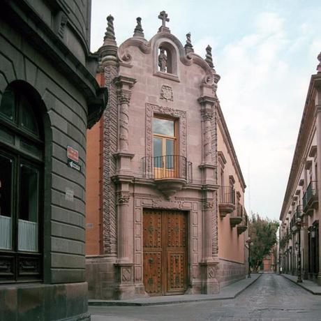 UASLP lista para el 2° Aniversario del Café Literario Musical