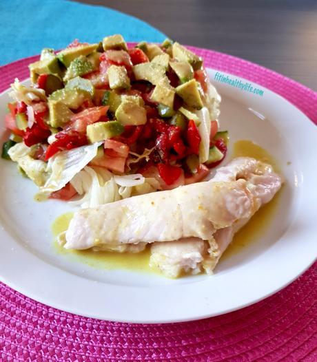 ROLLITOS DE PAVO RELLENOS DE PIÑA Y QUESO DE CABRA EN SALSA DE CURRY ROLLITOS DE PAVO RELLENOS DE PIÑA Y QUESO DE CABRA EN SALSA DE CURRY