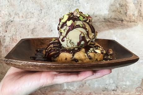 Hamburguesas Reales, y no por monárquicas.