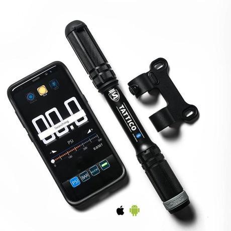 Silca Tattico, una mini bomba con bluetooth que convierte tu smartphone en un manómetro