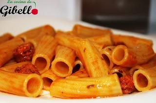 Tortiglioni con Txistorra