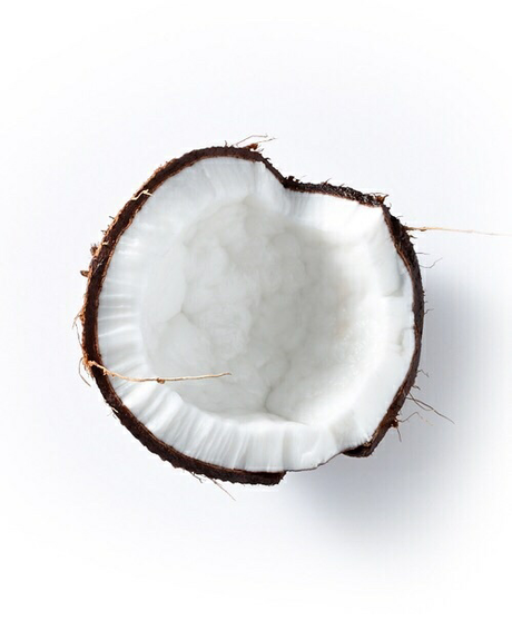 Hidrata tu pelo y piel con aceite de coco