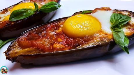 Berenjenas asadas con finas hierbas Berenjenas asadas con finas hierbas