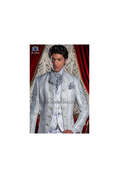 http://www.comercialmoyano.com/es/594-chaleco-de-epoca-blanco-raso-23935-5252-1015-ottavio-nuccio-gala.html