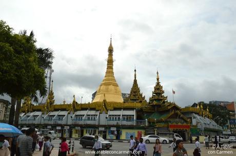 Yangon, Belleza Colonial entre Lagos y Pagodas