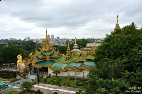 Yangon, Belleza Colonial entre Lagos y Pagodas