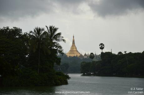 Yangon, Belleza Colonial entre Lagos y Pagodas