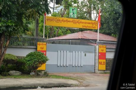 Yangon, Belleza Colonial entre Lagos y Pagodas