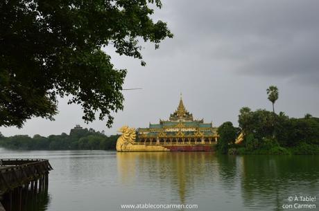 Yangon, Belleza Colonial entre Lagos y Pagodas