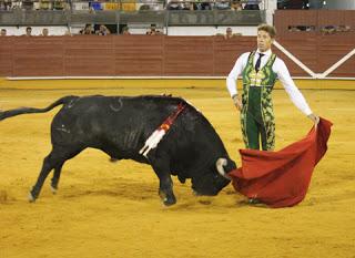 TRIPLE SALIDA A HOMBROS CON EL PALCO PRESIDENCIAL COMO PROTAGONISTA