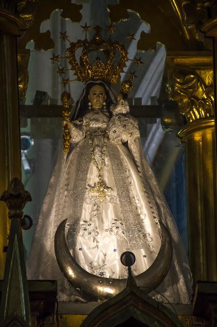 Zaruma, olor a café, minería y casas de colores