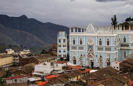 Zaruma, olor a café, minería y casas de colores