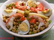 Salpicón garbanzos langostinos