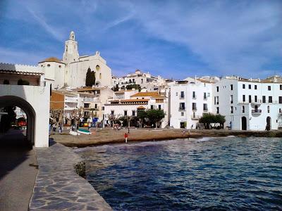 CRÓNICA NEGRAPor Azulenca Cadaqués, lugar de veraneo del ...