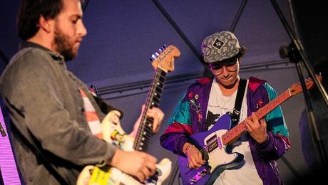 LANZAMIENTOS: SONIDOS ULTRASÓNICOS PARA CALLAR AL PERRO DEL VECINO - ALMIRANTE ACKBAR