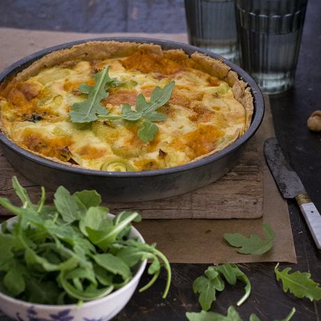 QUICHE DE PUERROS Y QUESO AZUL CON MASA DE AVELLANAS