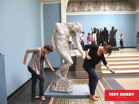 Momentos graciosos con estatuas (20 fotos)