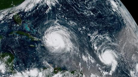 Huracán José sube a categoría 2 en su ruta al Caribe.