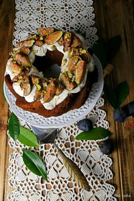 bizcocho-de-miel-higos-y-pistachos, honey-figs-and-pistachios-cake