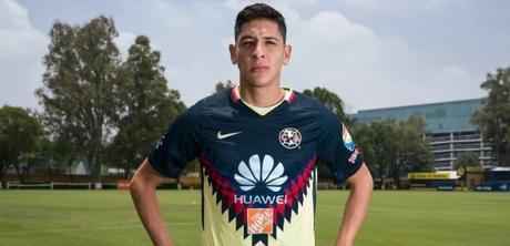 El paso ascendente de Edson Alvarez en un año