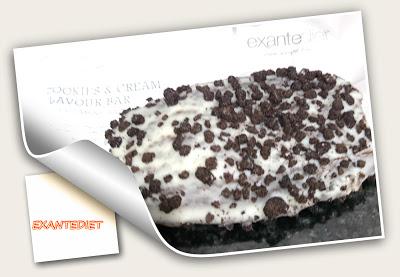 HAMBURGUESA VEGETARIANA Y ENSALADA CON SALSA DE MOSTAZA Y TRUFA NEGRA CON EXANTE DIET