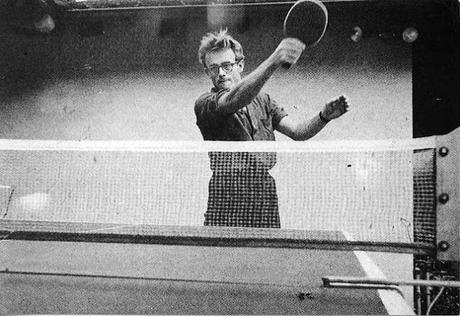 Fotos Vintage de Celebridades Jugando al Tenis de Mesa