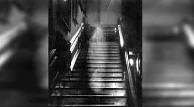 Top:10 famosas fotos de fantasmas y la historia detrás de ellas.