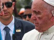 Mira “Coñazote” Francisco papamóvil #Religiones #Catolicos (VIDEO)