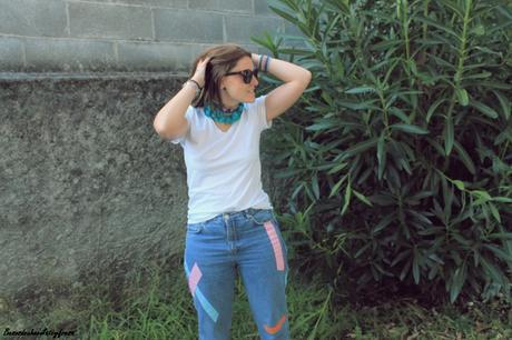 Choker étnico con pompones