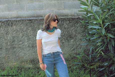 Choker étnico con pompones