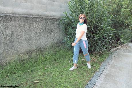 Choker étnico con pompones