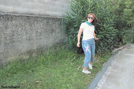 Choker étnico con pompones