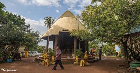 MONDULKIRI: LOS ELEFANTES DE LOS BUNONG