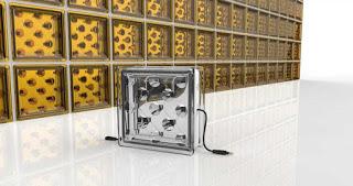Solar Squared, bloques de vidrio con células solares integradas que generan energía eléctrica