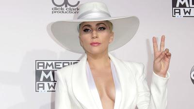 Lady Gaga anuncia que buscará más tranquilidad