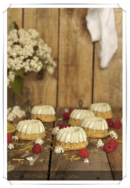 Minibundts de Limón y Chocolate Blanco